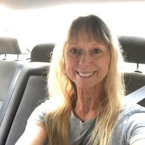 Meet your Posher, Debra